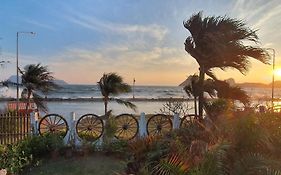 Seesea Thai Wooden House On Beachfront