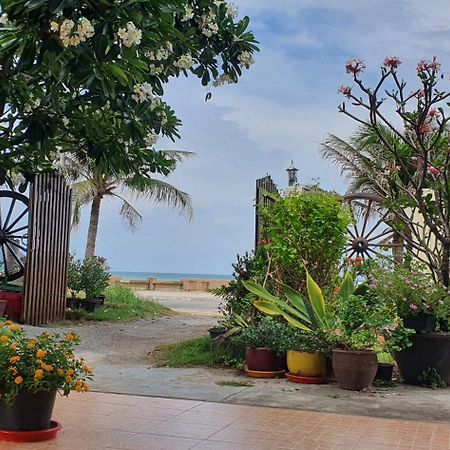 Seesea Thai Wooden House On Beachfront Prachuap Khiri Khan Extérieur photo