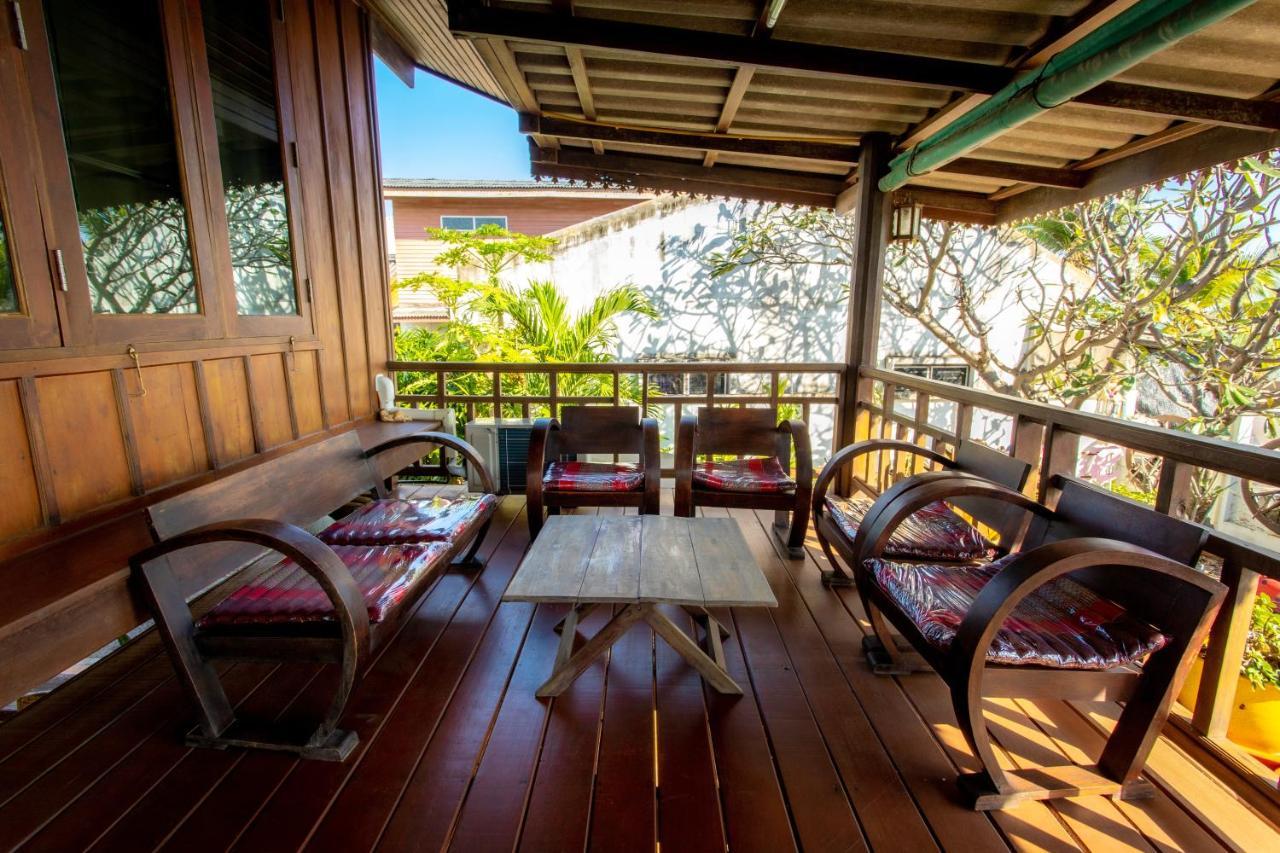 Seesea Thai Wooden House On Beachfront Prachuap Khiri Khan Extérieur photo
