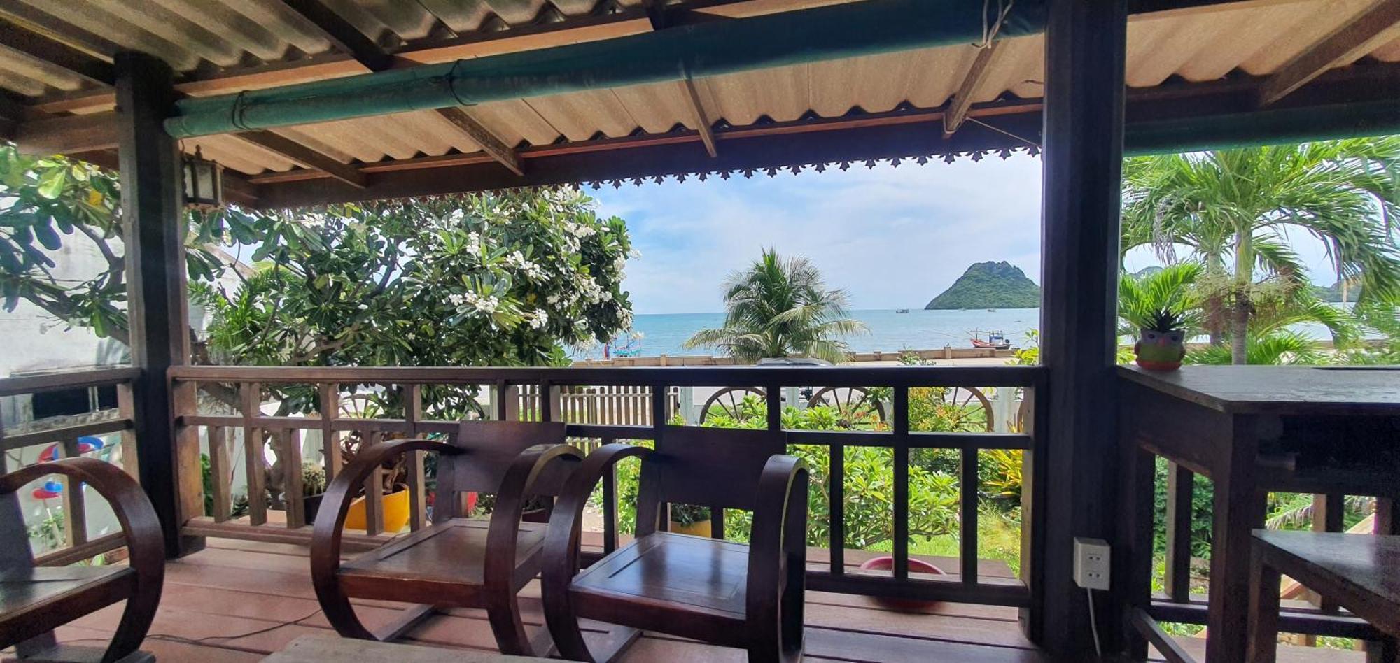 Seesea Thai Wooden House On Beachfront Prachuap Khiri Khan Extérieur photo