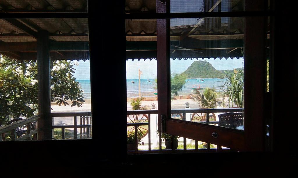 Seesea Thai Wooden House On Beachfront Prachuap Khiri Khan Extérieur photo